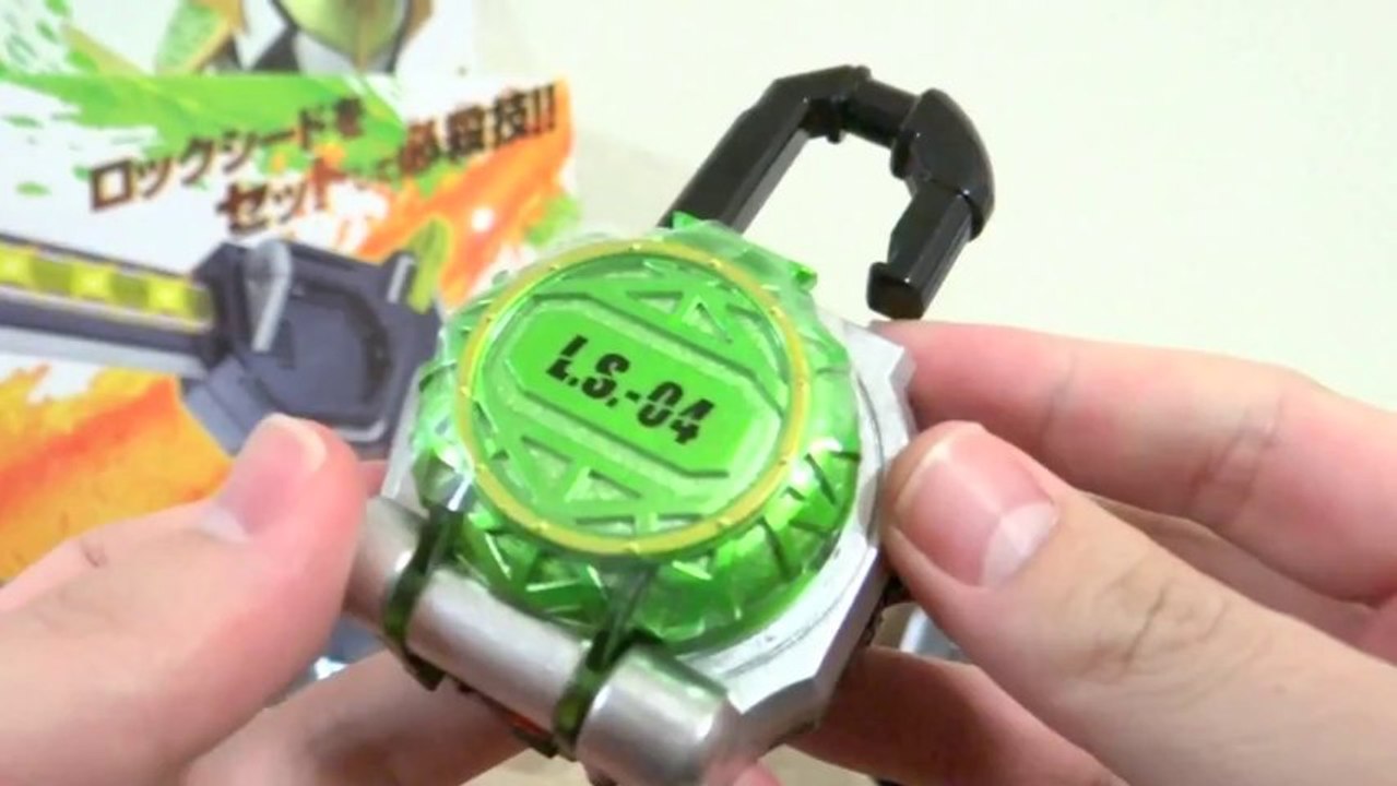 【開封レビュー】DX無双セイバーとガブリカリバーとサイズ比較！メロンロックシード付属 戦極ドライバー対応 仮面ライダー鎧武(ガイム) 斬月