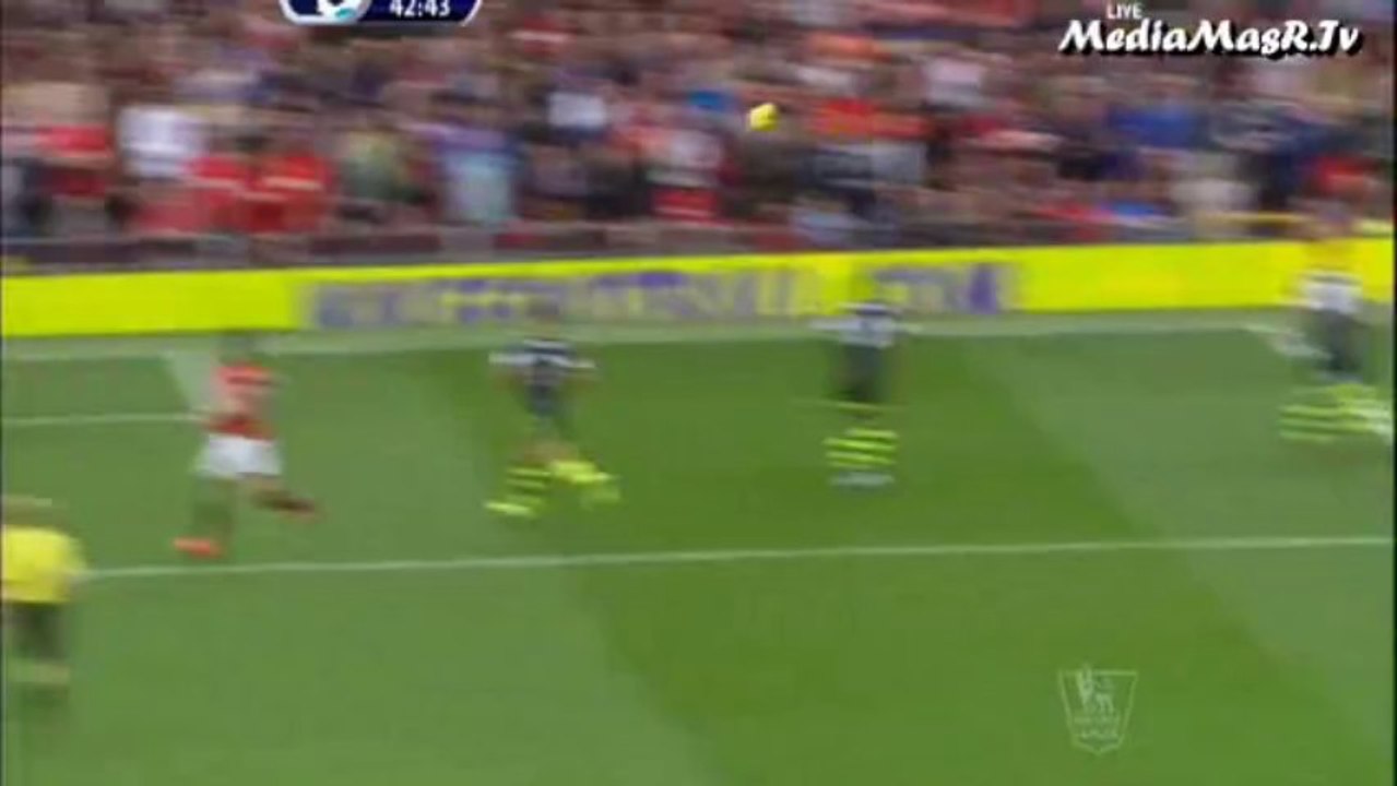 هدف مانشستر يونايتد الأول في ستوك سيتي - الأسبوع 9 - 26/10/2013