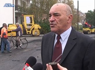 Asfaltiranje saobraćajnica u Negotinu, 26. oktobar 2013.