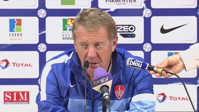 Conférence de presse Havre AC - Stade Brestois 29 (0-1) : Erick MOMBAERTS (HAC) - Alex DUPONT (SB29) - 2013/2014