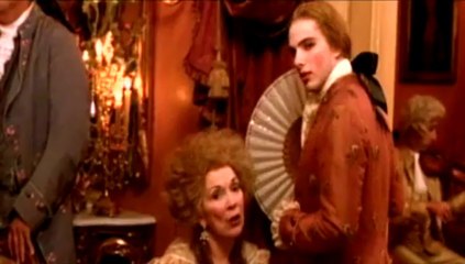 What makes Lestat happy