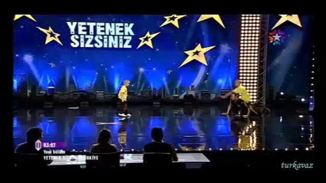 İngiliz anne Türk çocuklar Yetenek sizsiniz 1.tur 2013