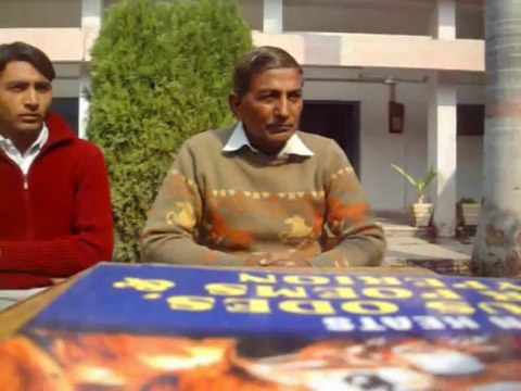 Prof.Riiaz Ahmad Qadri Urdu GHazal Mairi Taraf Jo Nazar Bhar Kay Daikhta bhi Naheen