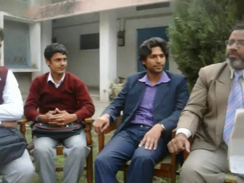 Prof.Riaz Ahmad Qadri Urdu GHazal- Yahan Likhee Hooee Hay Ya Wahan Likhee Hooee Hay