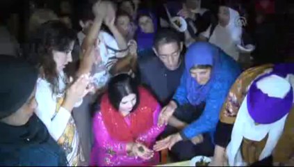 Dünyanın en uzun adamı evleniyor