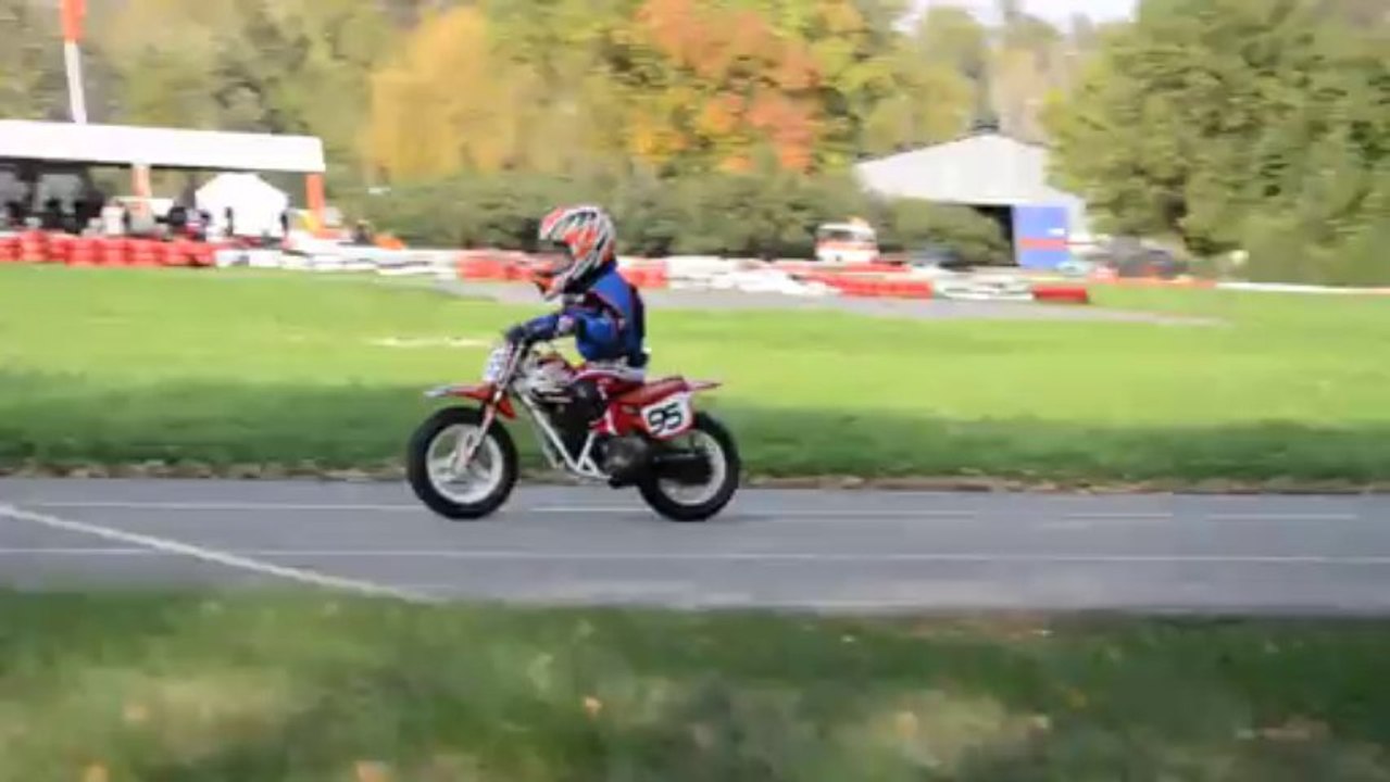 Vidéo 2 - Stage Academy Moto sport 26-10-2013