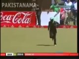 Cricket Player Loses Teeth