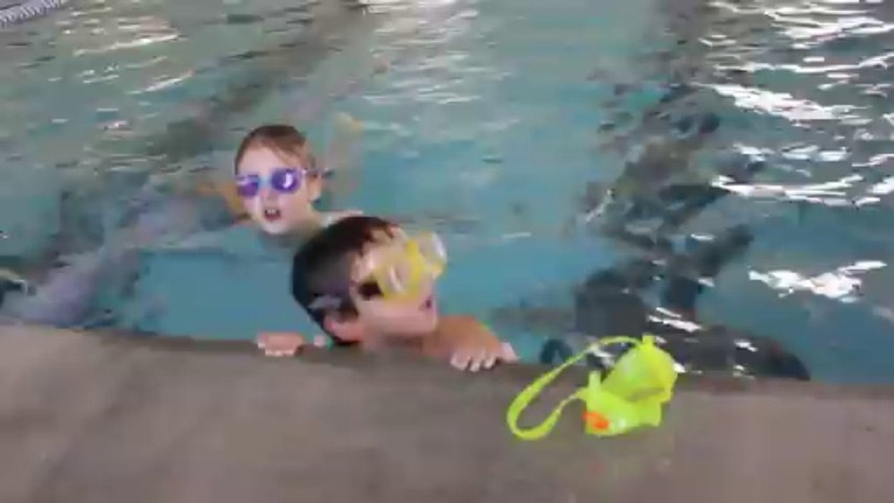 A la piscine