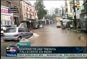 Mueren 30 personas y 200 mil despplazados en India por fuertes lluvias