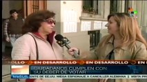 Votantes argentinos llegan por miles a las urnas