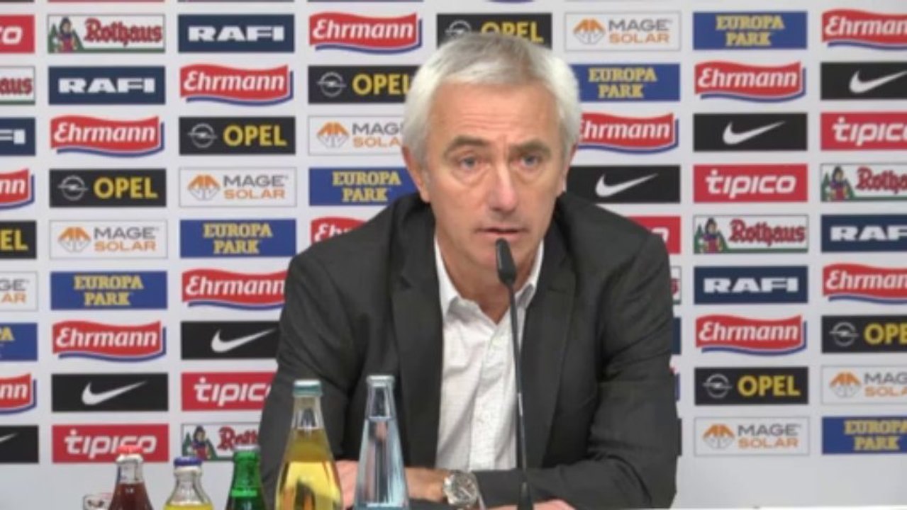 HSV: 3:0 gewonnen, doch Van Marwijk ist 'nicht zufrieden'