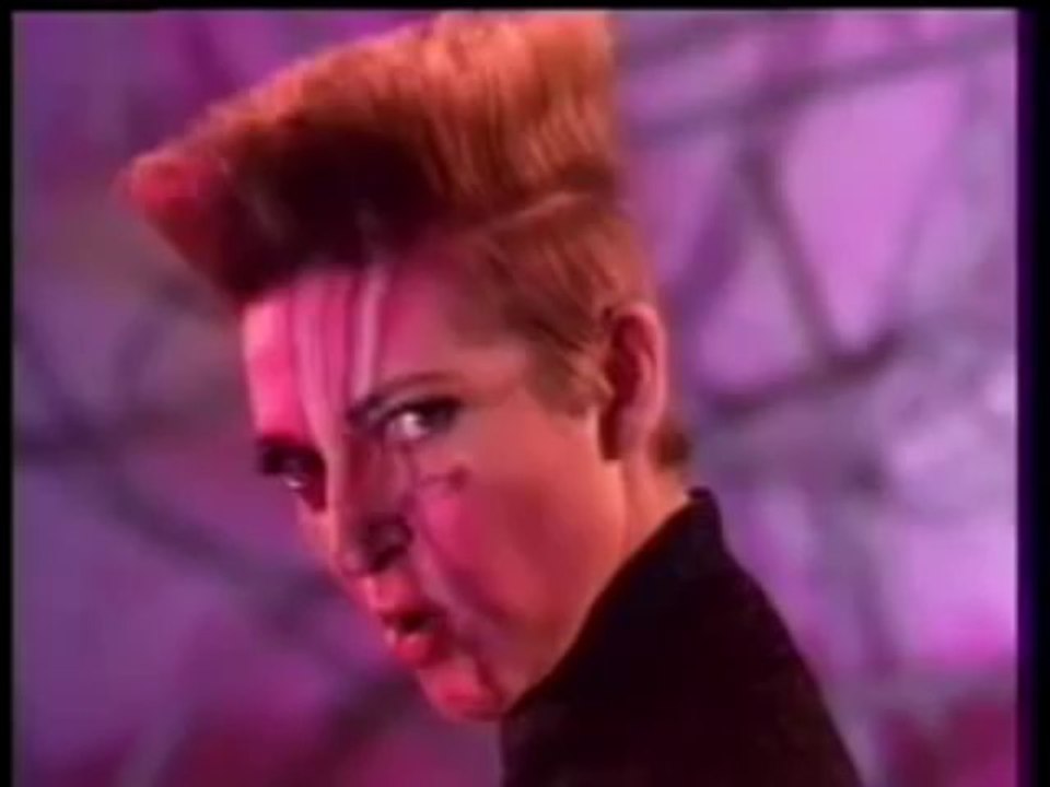 Desireless - Voyage Voyage  4/2013