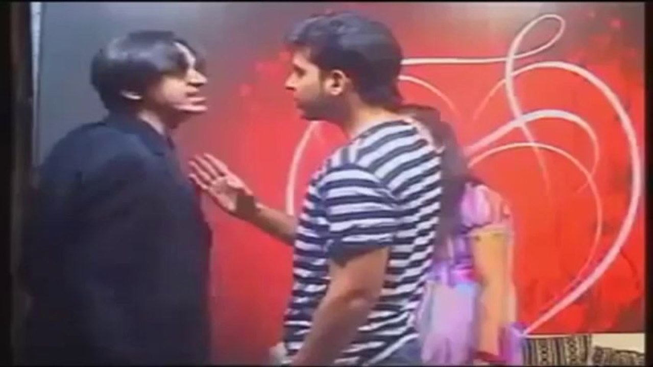 A Real Fight on Pakistani  TV Channel _ Just 1 Click and What is this