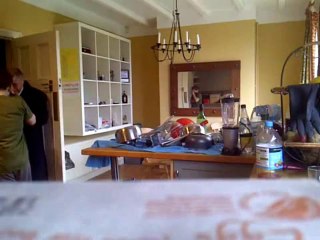 Γιος περνάει τη τάξη και το λέει στον πατέρα του