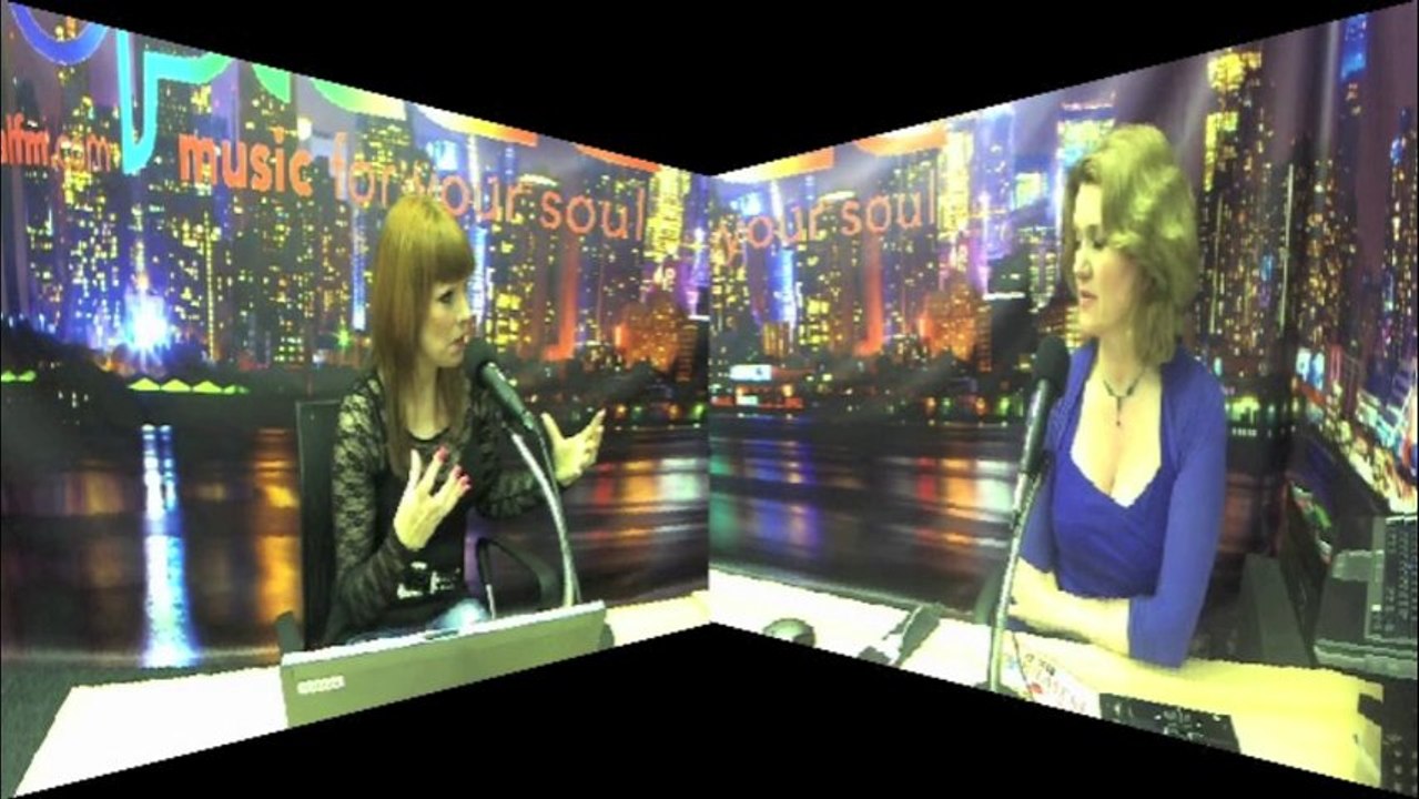 Hollie Kamel LIVE on Tropical FM Radio - 'What bad habits did you have when you first started singing?!"
