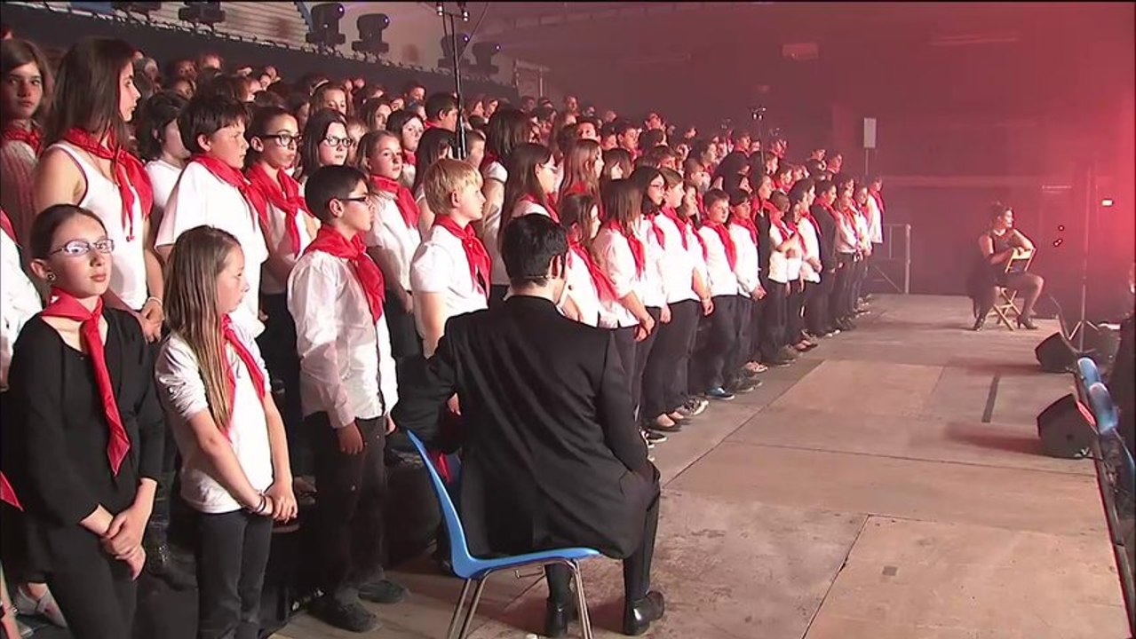 Les collégiens au choeur de l'orchestre : spectacle de Marmande