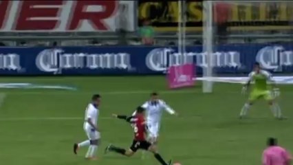 Messico, azione personale incredibile di Flavio Santos!