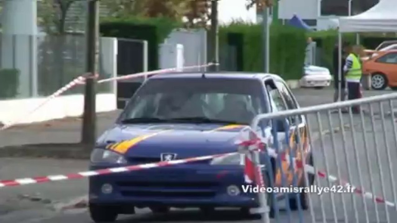 Téléthon avec voiture de rallye de montbrison 2013