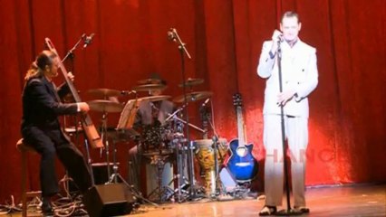 Bustamante y Paula Echevarría disfrutan de 'El Intérprete''