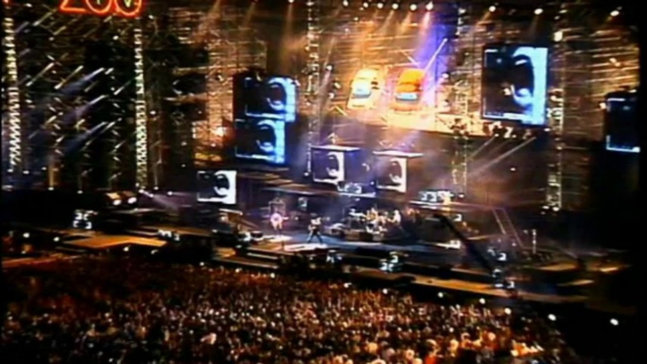04 - U2 - Even Better than the Real Thing (ZOO TV - Sydney 1993)