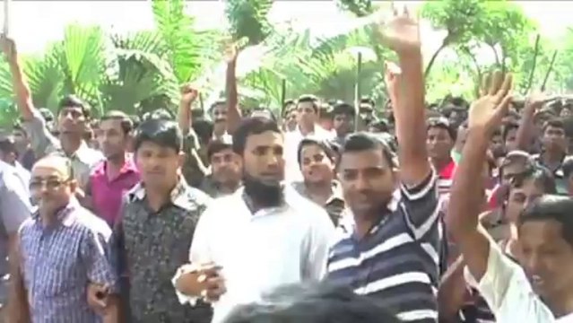 Fresh violence erupts across crisis-hit Bangladesh