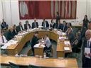 محكمة بلندن تنظر في قضية التنصت