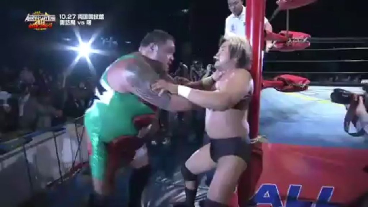 Suwama © vs. Akebono (AJPW)
