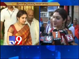 Hero Manchu Vishnu and actress Sridevi visit Tirumala