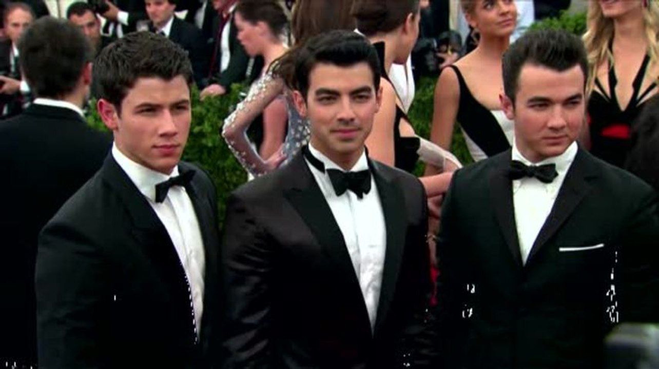 The Jonas Brothers Confirm Split