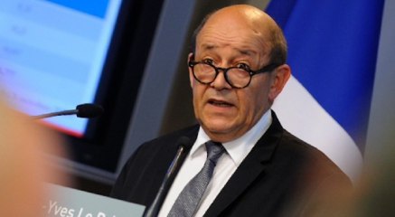 Le Drian sur les otages libérés : "Je les trouve en forme"
