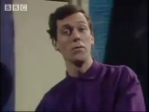 Hilarious sketch with Hugh Laurie : The REAL difference between America and the UK