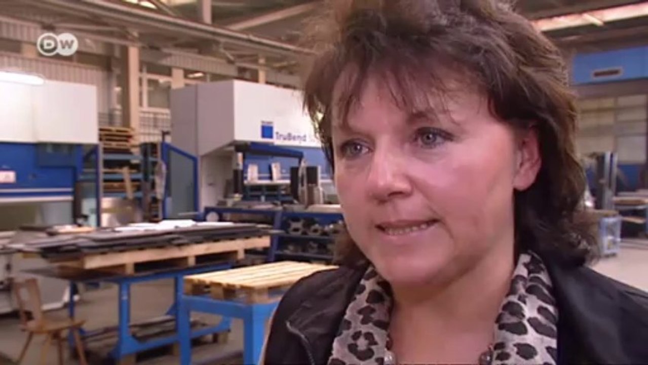 In frauenhand - mks metallbau schreiber | made in germany