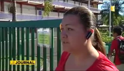 Un élève frappe son professeur