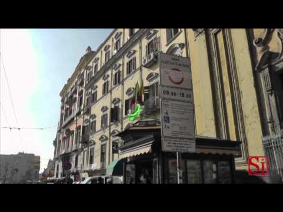 Napoli - Riparte Ztl in Piazza Dante, per 30 giorni niente multe -1- (29.10.13)