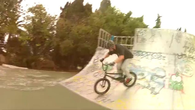 Julien Silvestre-Défise by RED de SFR-BMX Amateur