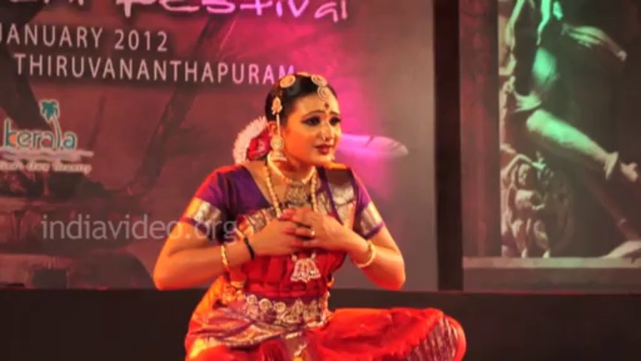 Bharatanatyam by Manju V Nair at Nishagandhi Festival