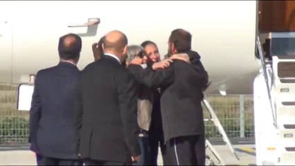 Les anciens otages d'Arlit retrouvent leurs proches