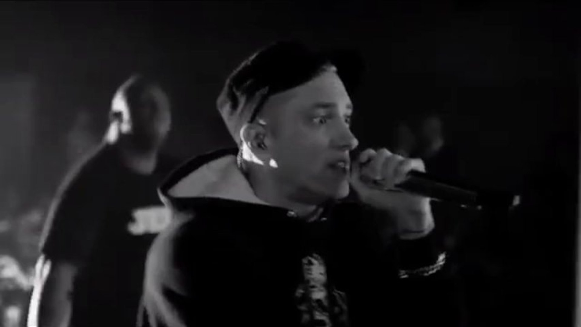 Eminem Says 100 Words in 15 Seconds - Rap God Live YouTube Awards 2013