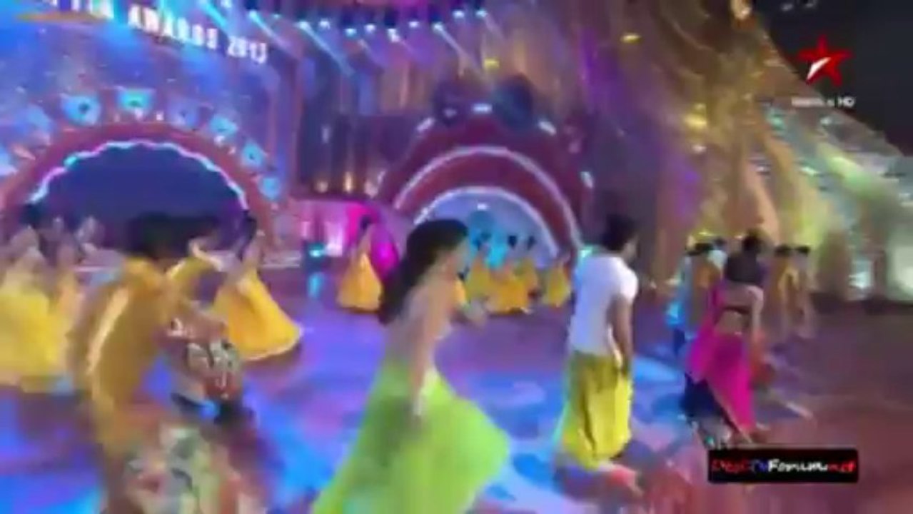 Ruslaan mumtaz and mouni roy perfomce on ITA 2013