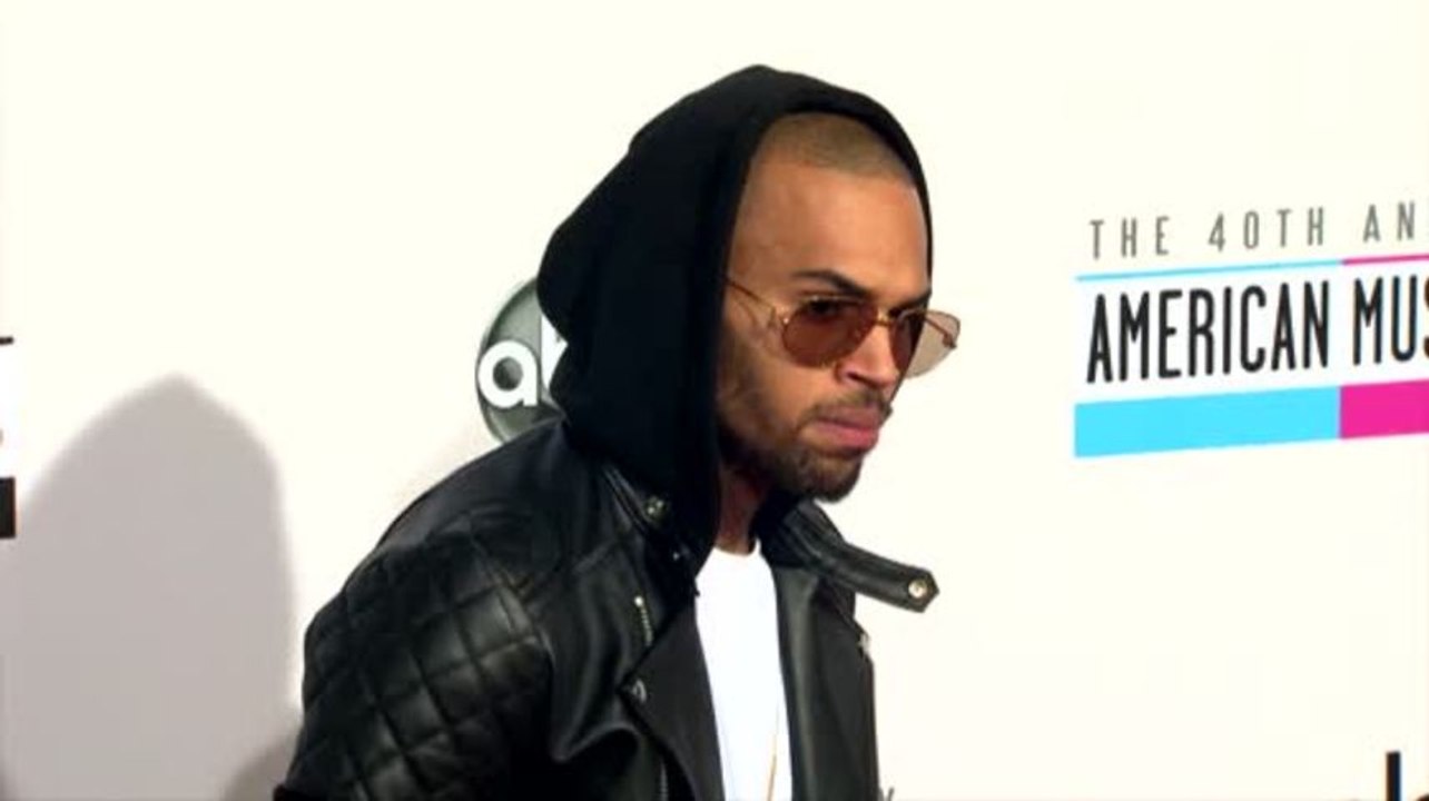 Chris Brown geht in die Reha