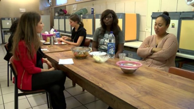 PAROLES D'ASSOS 2EME SEMESTRE [S.2] [E.9] - Paroles d'assos du 30/10 - Foyer de jeunes travailleuses Bon Conseil d'Angers