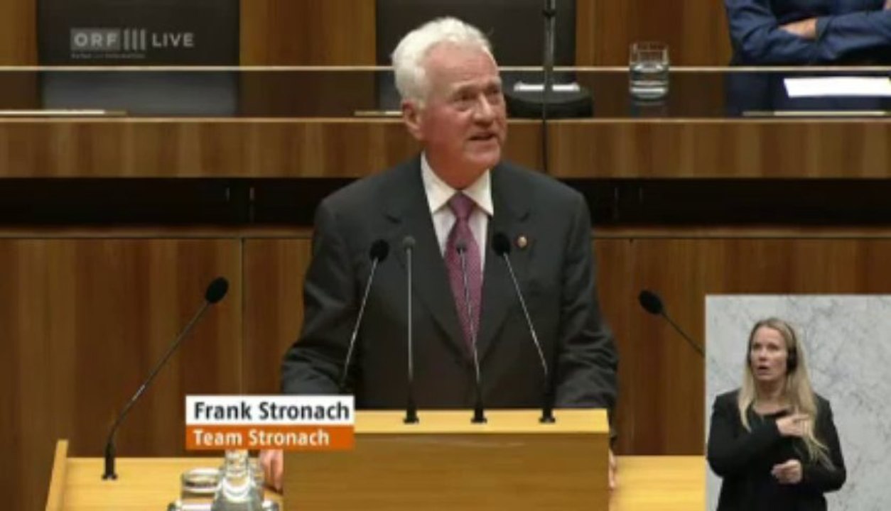 1. Nationalratssitzung - Frank Stronach - 29.10.2013 - Parlament Wien