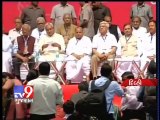 Nitish Kumar shares stage with Mulayam Singh, fuels speculation on Third Front, pt 1 - Tv9 Gujarat