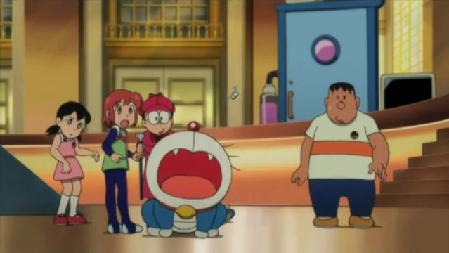 David Trueba se mide en el cine con Thor y el erotismo de Scarlett Johansson