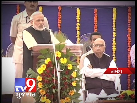 Modi blames Centre for delay in granting permission to build gates - Tv9 Gujarat