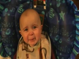 Emotional Baby Is Moved To Tears By Mom's Singing - www.copypasteads.com