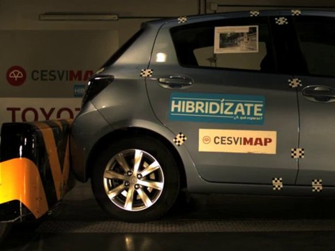 Crash test trasero - Toyota Yaris HSD