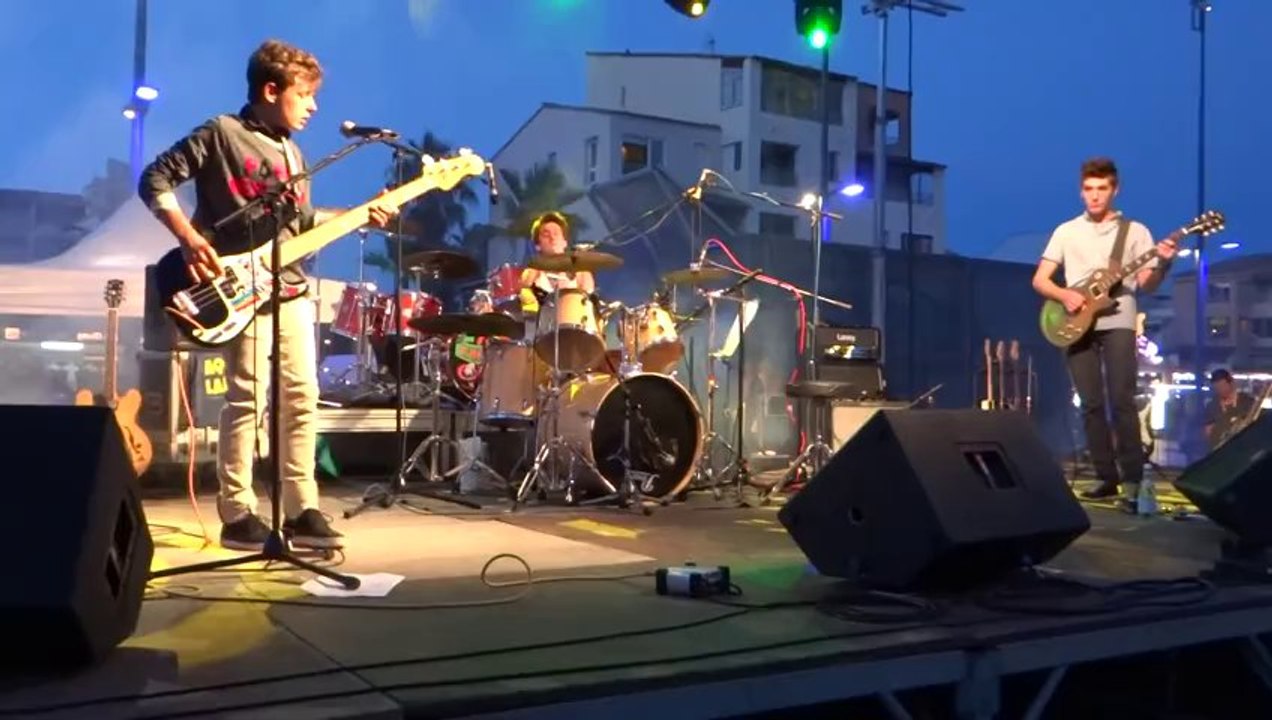 CAP D AGDE BRESCOUDOS  BLACK OR WHITE  24 8 2013 BY DESNOS MICHEL N 2