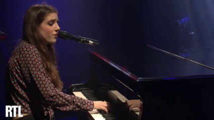 Birdy - Skinny Love en live dans le Grand Studio RTL