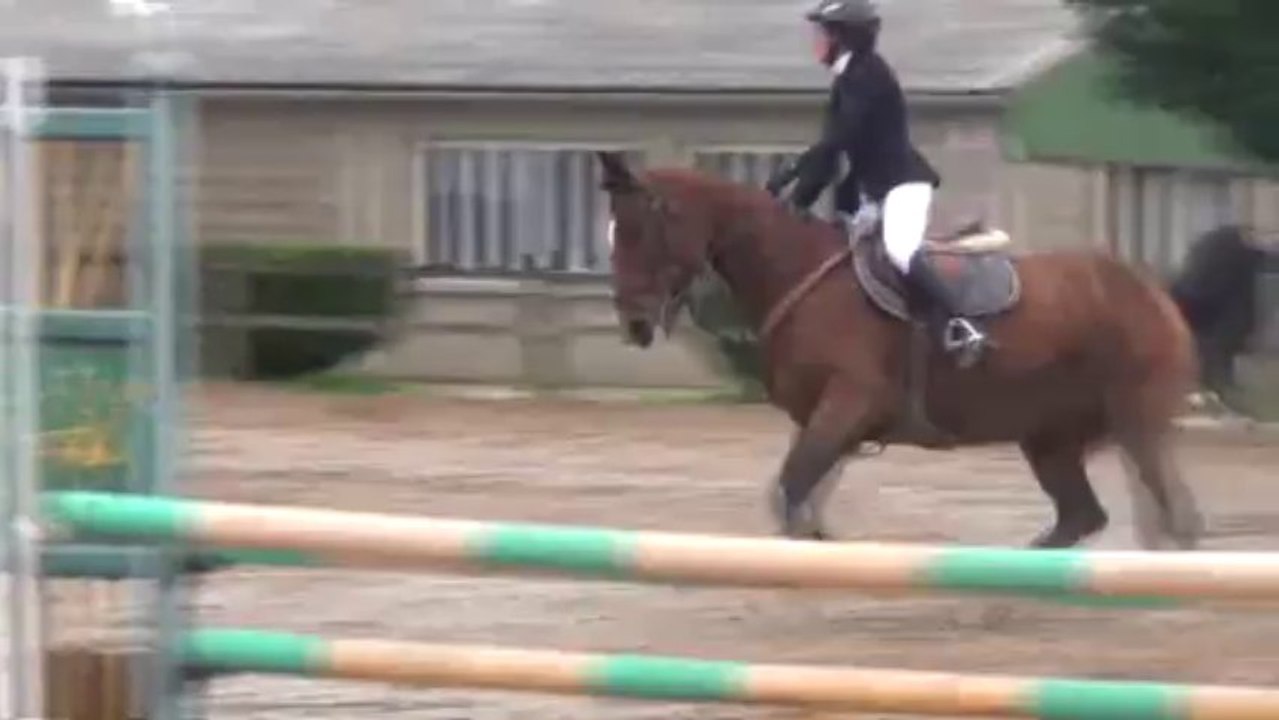 St Benoit 2013 : Fabienne et Pop Music